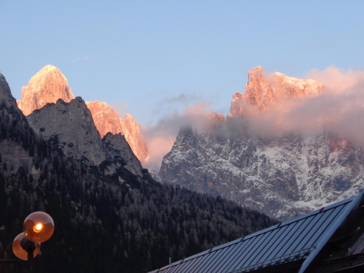 Hotel Garni Suisse San Martino Di Castrozza Exteriér fotografie